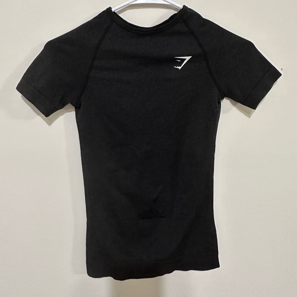 MAKE OFFERS Black gym shark top